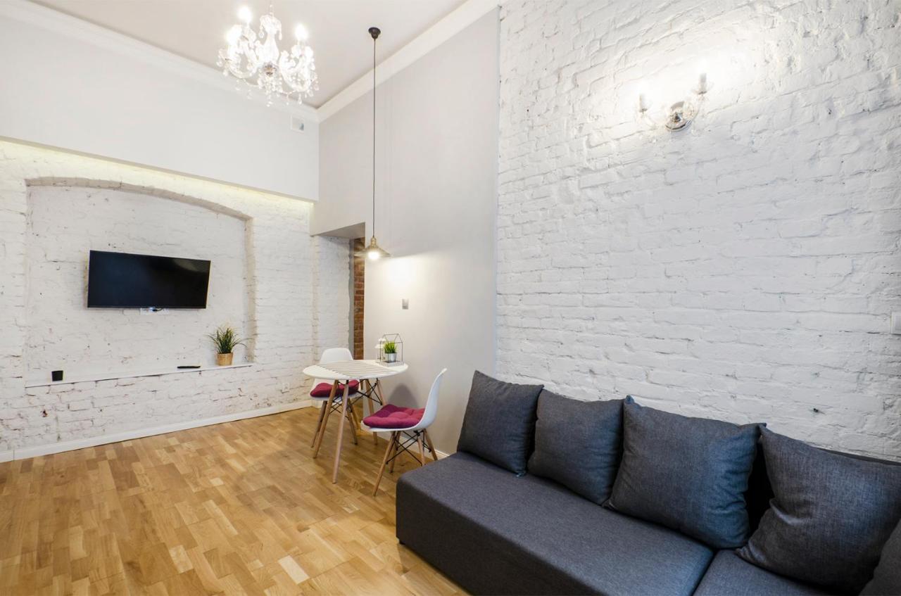 Standard Apartment On 6 Sierpnia Łódź Buitenkant foto